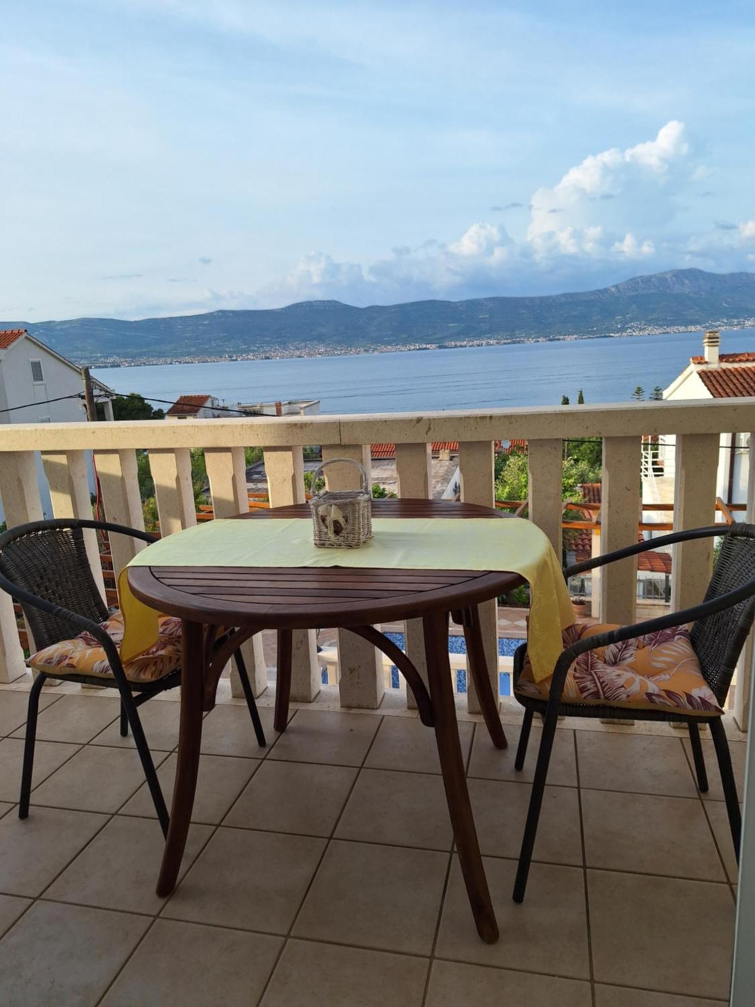 Apartments Romana سلاتين المظهر الخارجي الصورة