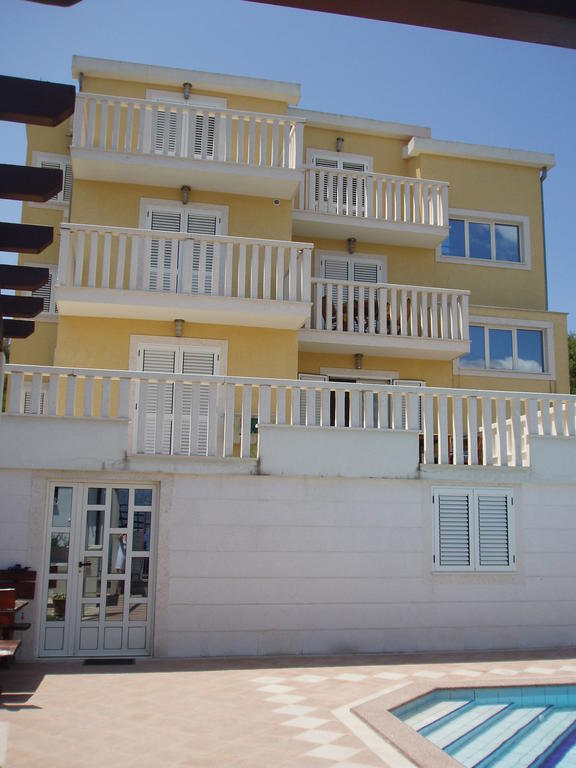 Apartments Romana سلاتين المظهر الخارجي الصورة