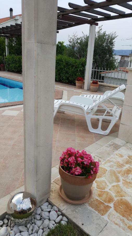 Apartments Romana سلاتين المظهر الخارجي الصورة